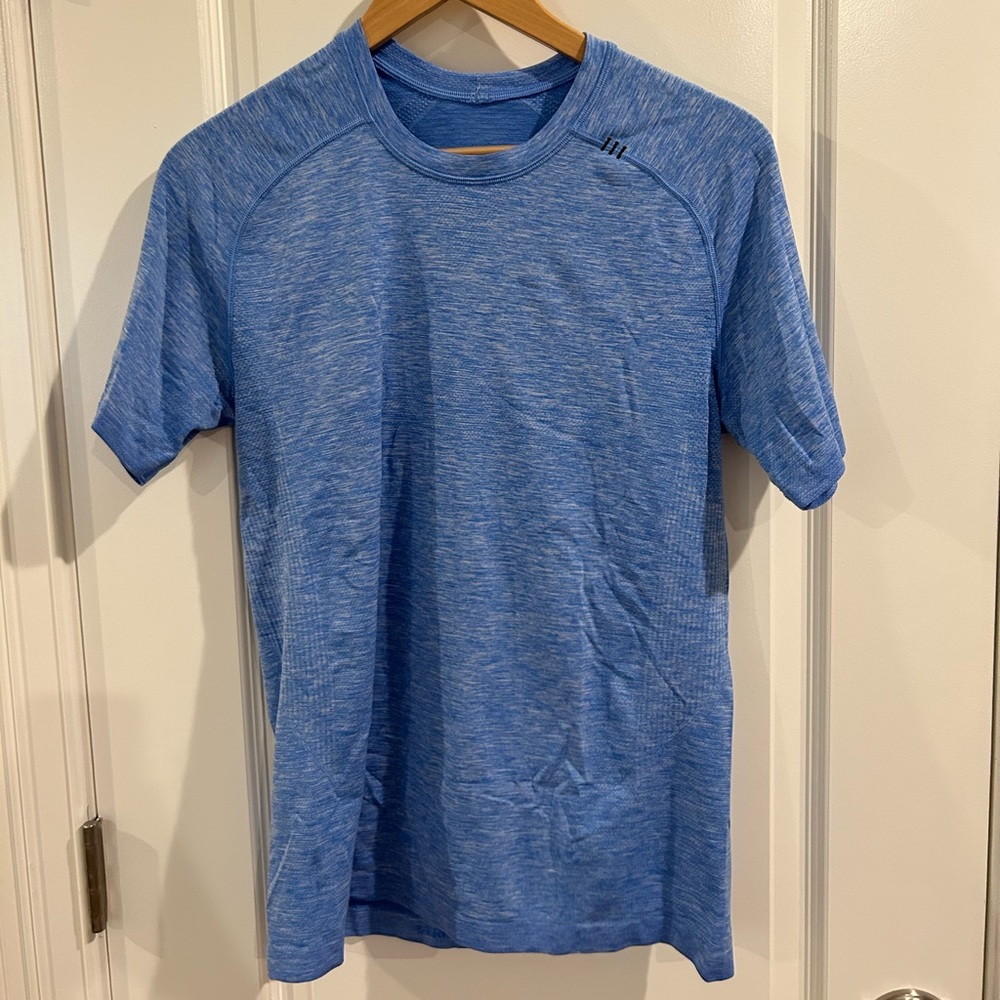 Lululemon top. I believe size 6